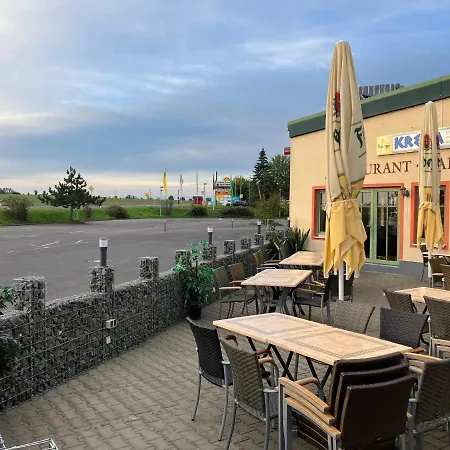 Hotel Room-24 - Zellwald Großschirma