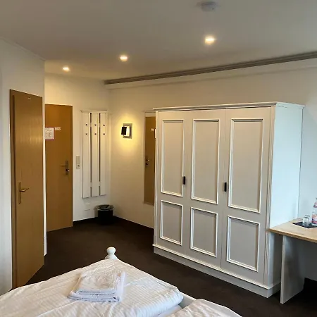 Room-24 - Zellwald Hotel *