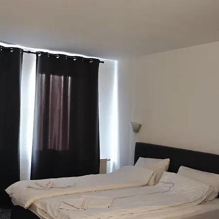 Hotel Room-24 - Zellwald