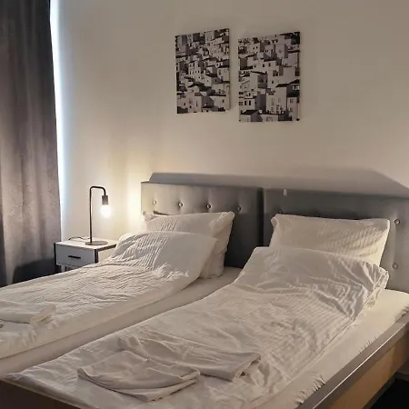 Hotel Room-24 - Zellwald *